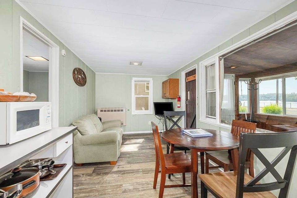 Cabin 2 living area