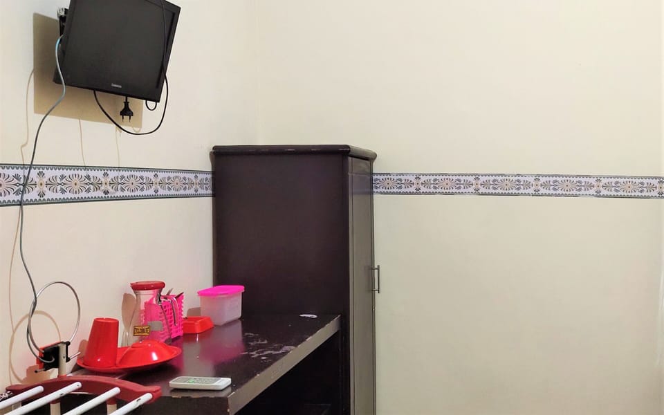 Standard Single Room | Desk, WiFi (free), bed sheets