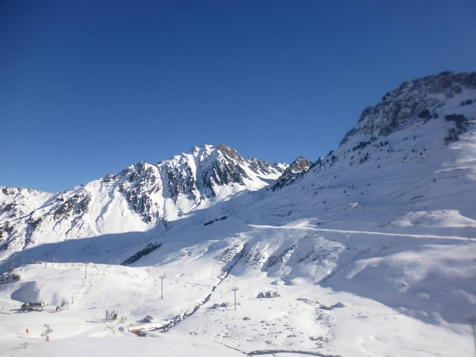 Snow and ski sports