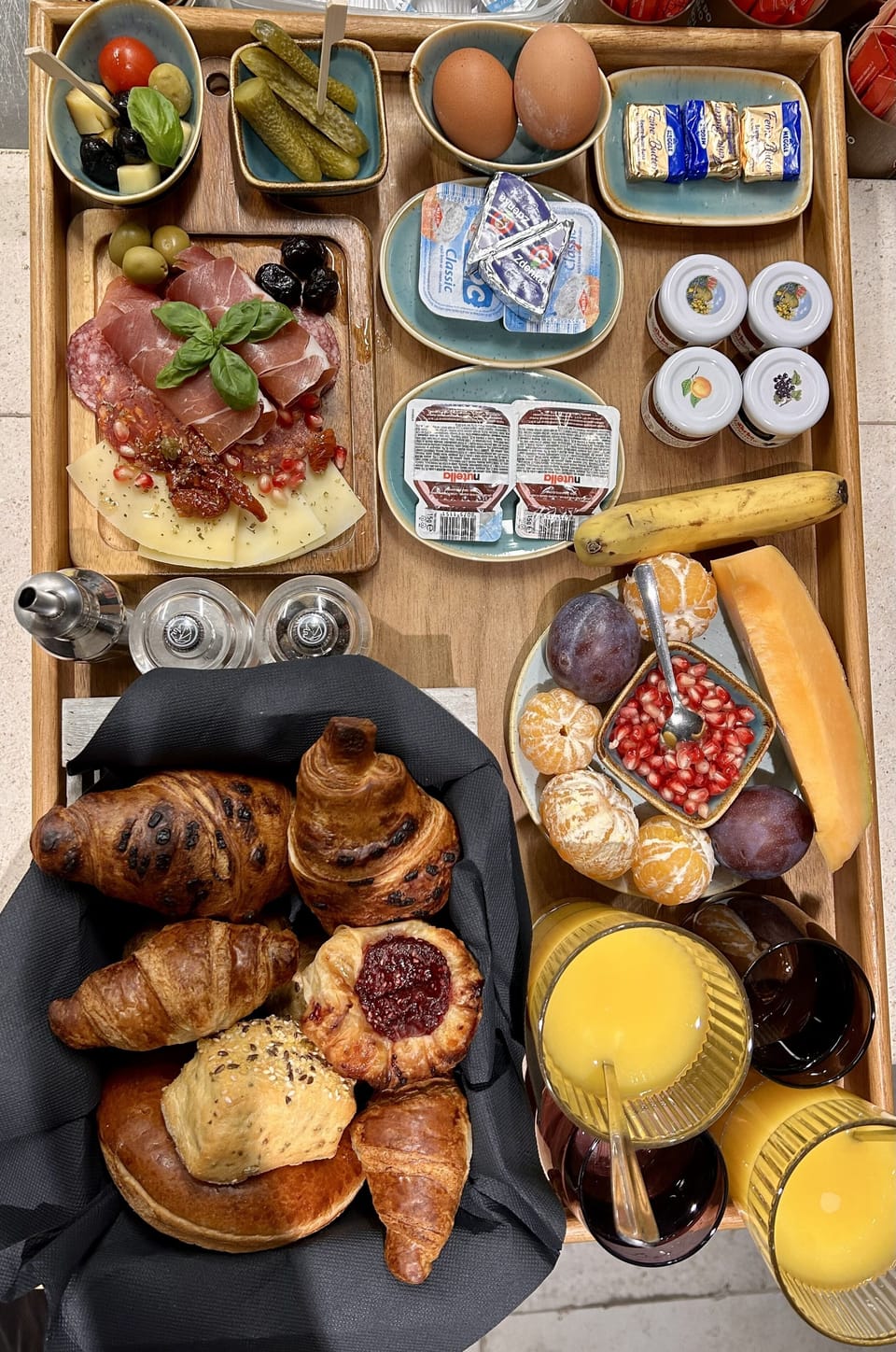 Free daily continental breakfast