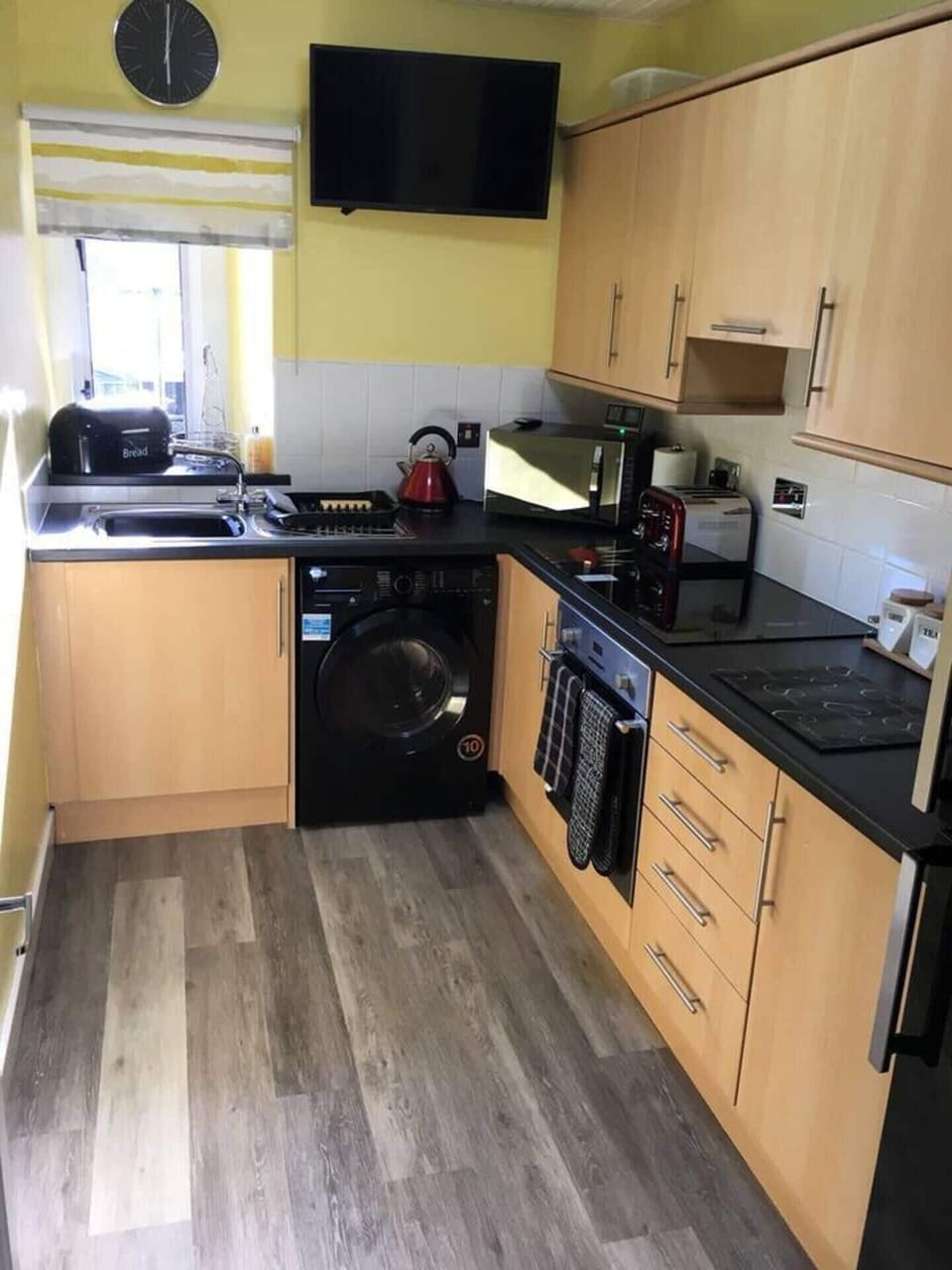 Apartment | 2 bedrooms, iron/ironing board, free WiFi, bed sheets