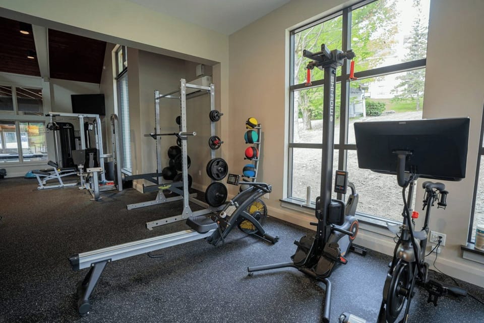Mount Snow Lodging  by Vail Resorts Hotel in Mount Snow