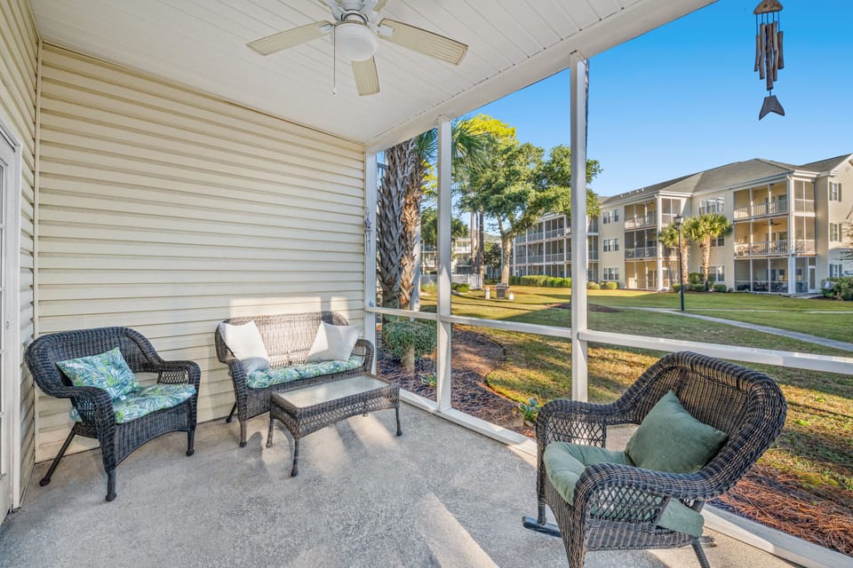 Outdoor seating for the whole family to enjoy. 