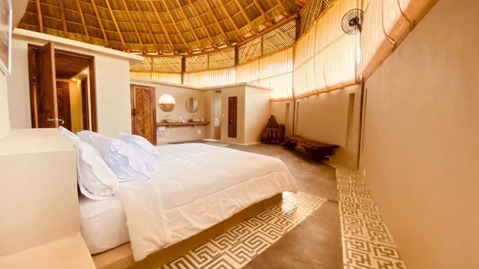 Family House | Down comforters, minibar, in-room safe, WiFi (free)