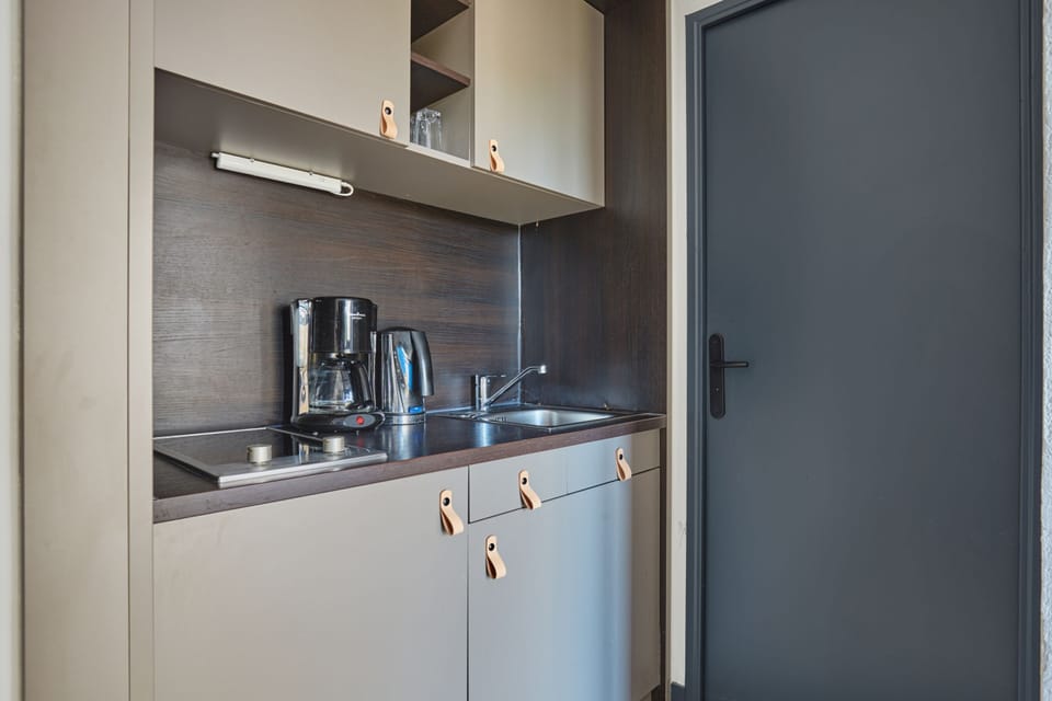 Private kitchenette
