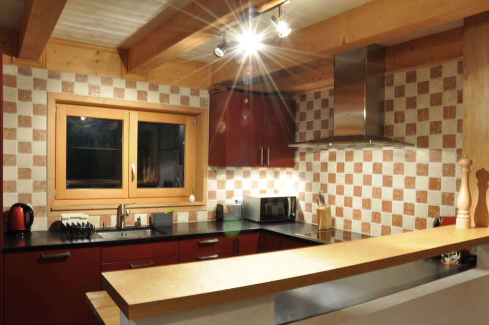 Chalet, 4 Bedrooms, Smoking, Balcony | Interior