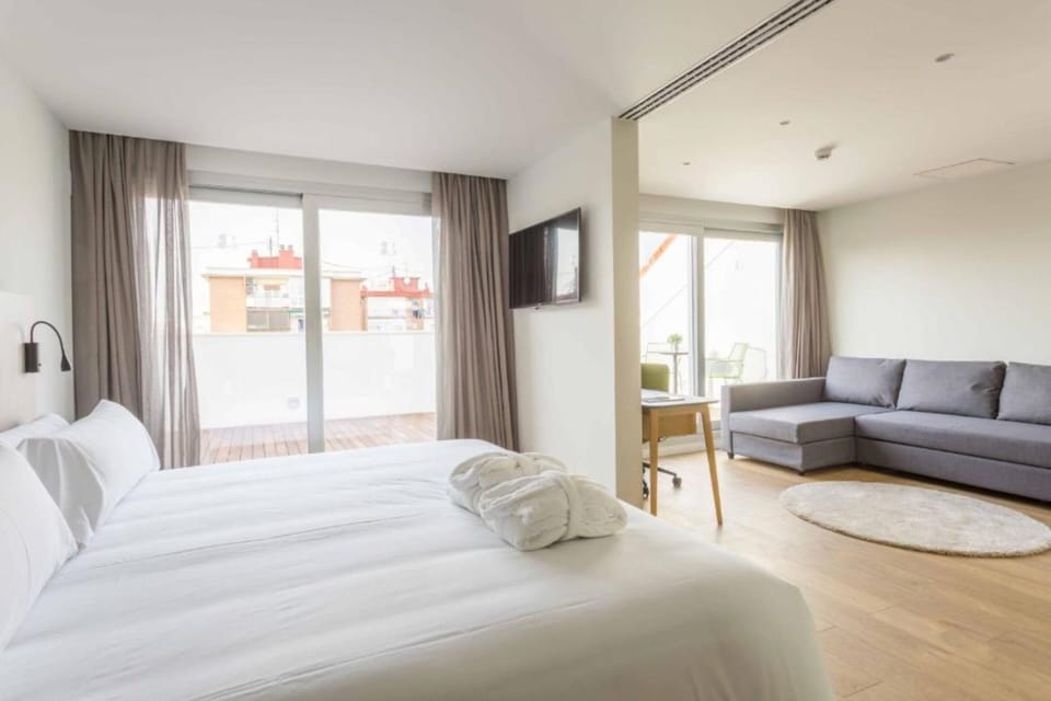 Junior Suite, Terrace | Down comforters, minibar, in-room safe, desk