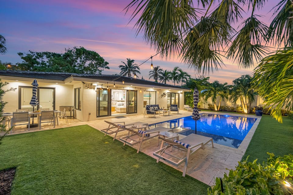 Enjoy the beautiful back yard.