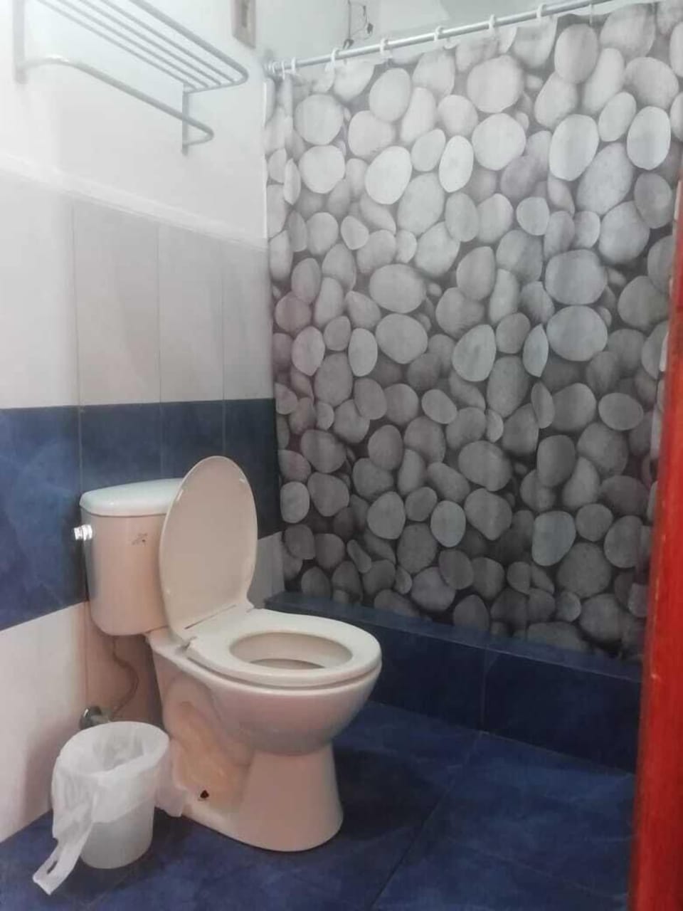 Shower, rainfall showerhead, towels, soap