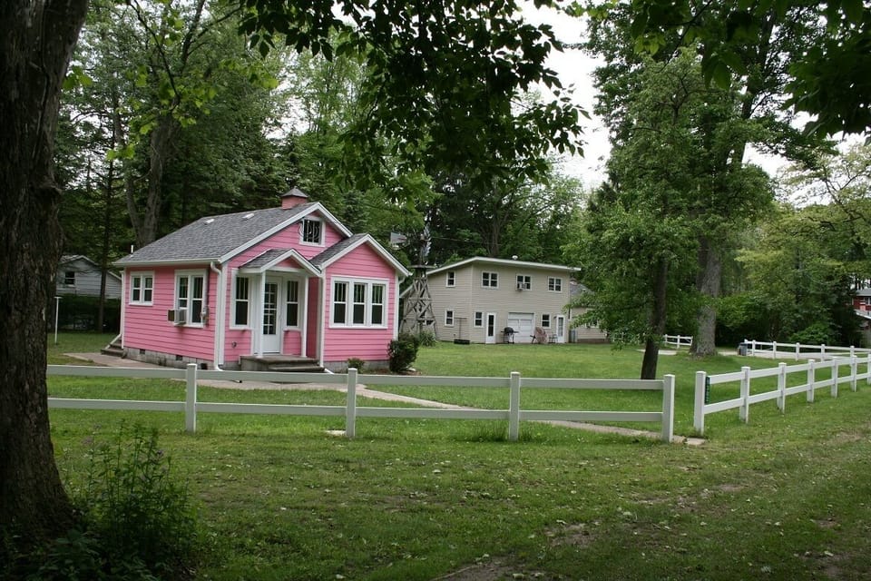 The Pink House and Tan House