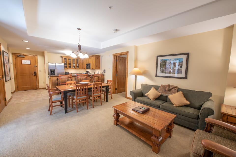 Condo, 2 Bedrooms | Living area | 42-inch TV with cable channels