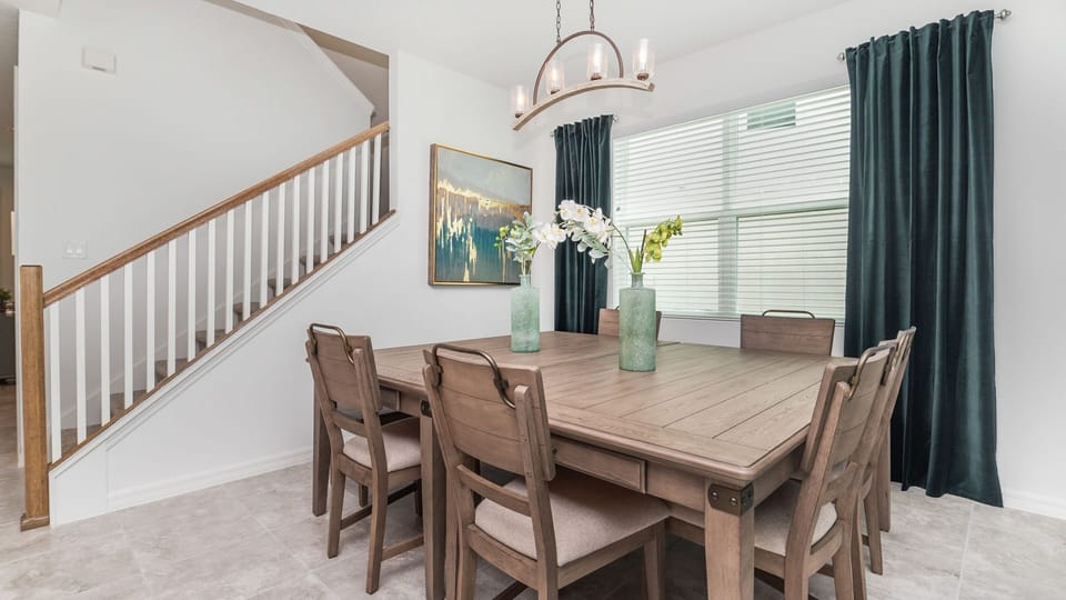 Dining Room (Angle)