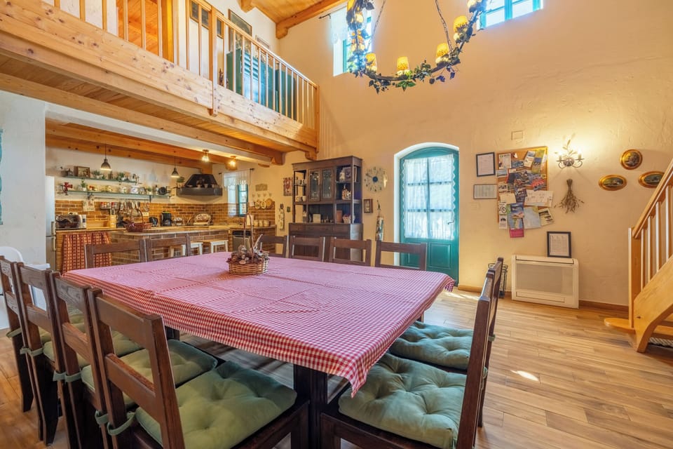 Villa | Dining