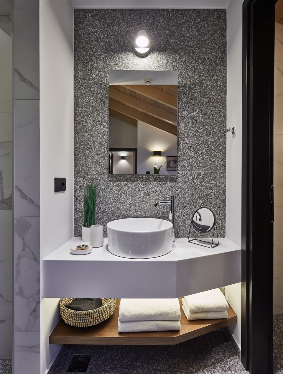 Superior Double Room (The room is located on the loft level and is accessible via stairs) | Bathroom | Shower, rainfall showerhead, eco-friendly toiletries, hair dryer