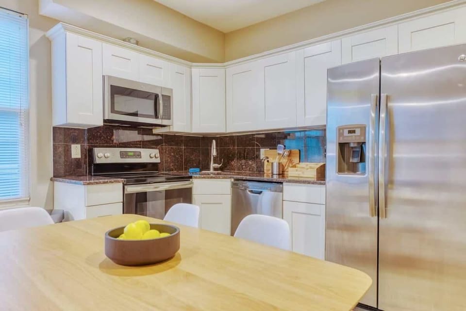Kitchen equipped with essential cookware