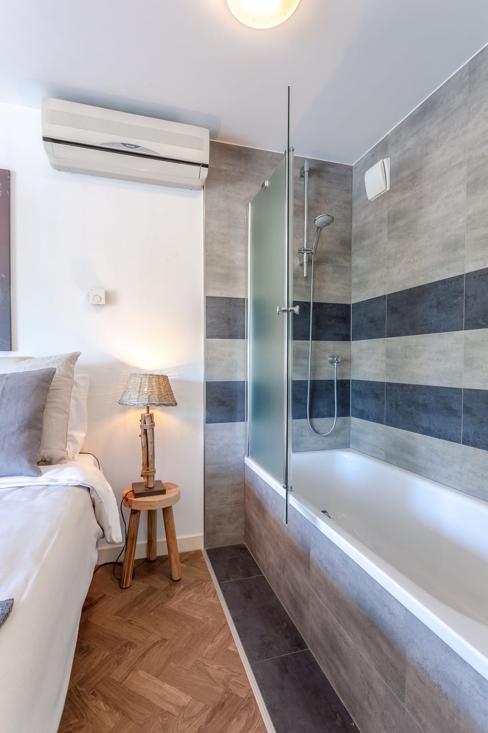 Room, River View, Annex Building | Desk, free WiFi, bed sheets