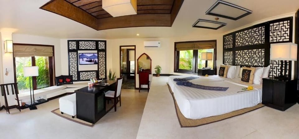 Luxury Garden View | 1 bedroom, premium bedding, pillowtop beds, minibar