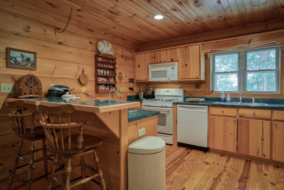 Fully equipped kitchen