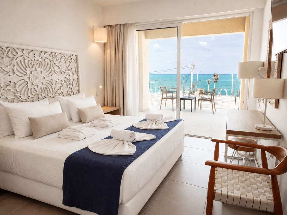 Junior Suite | Hypo-allergenic bedding, WiFi, bed sheets