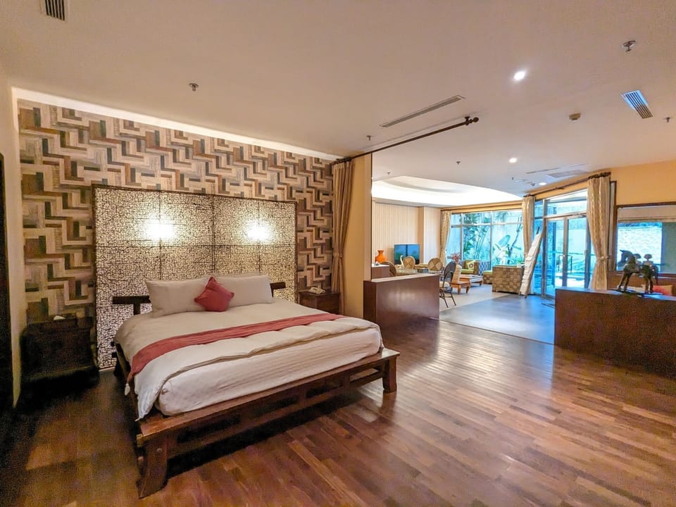Two Bed Room Imperial | Down comforters, minibar, in-room safe, soundproofing