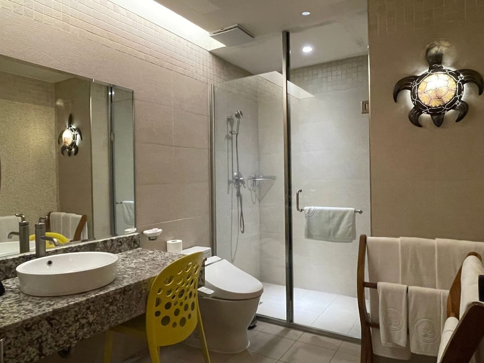 Two Bed Room Imperial | Bathroom | Separate tub and shower, jetted tub, rainfall showerhead, hair dryer