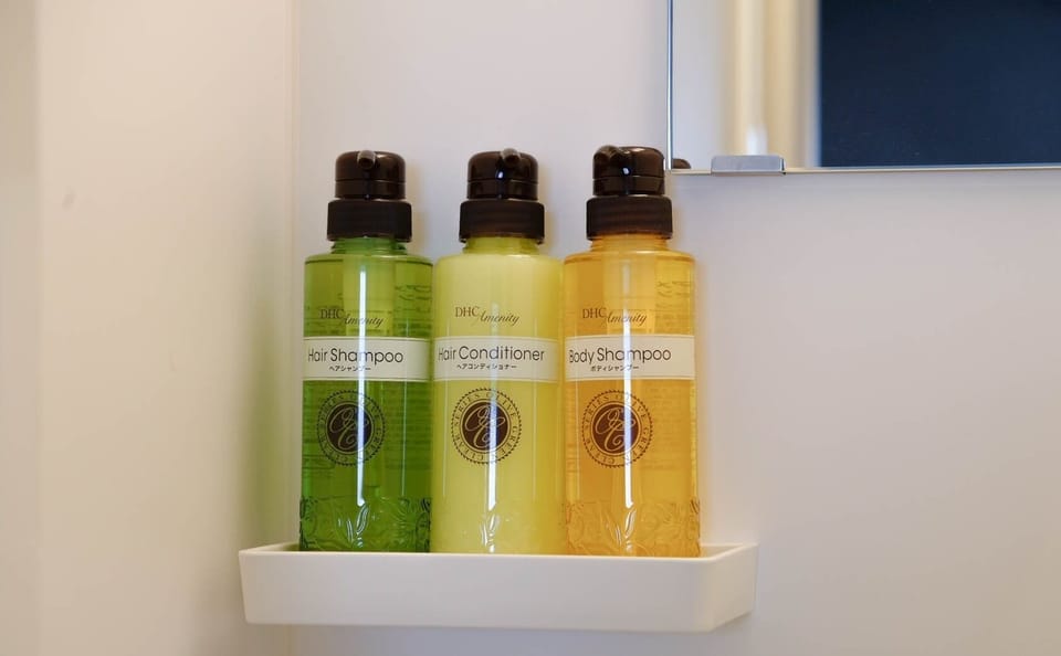 Bathroom amenities