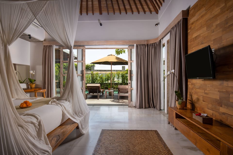 Villa, 1 Bedroom, Private Pool (Free Daily Afternoon Tea) | Minibar, in-room safe, desk, laptop workspace