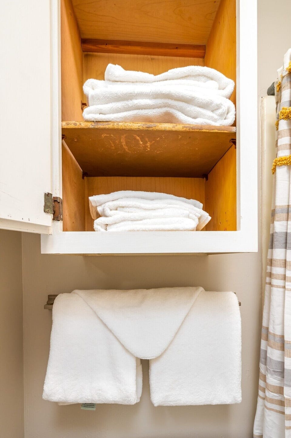 Bathroom amenities