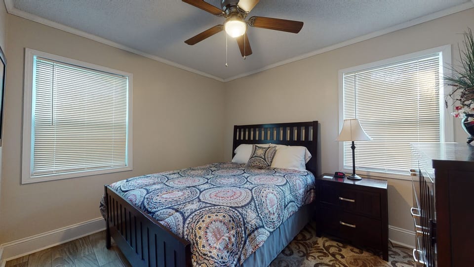 Bedroom #1 with Queen Bed