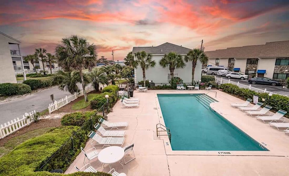 Antigua Palms Pool