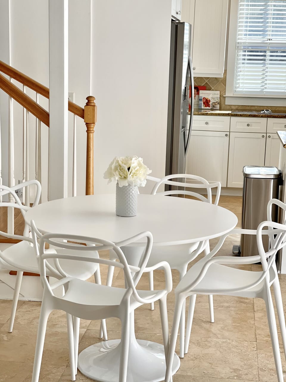 Modern Tulip Dinning table