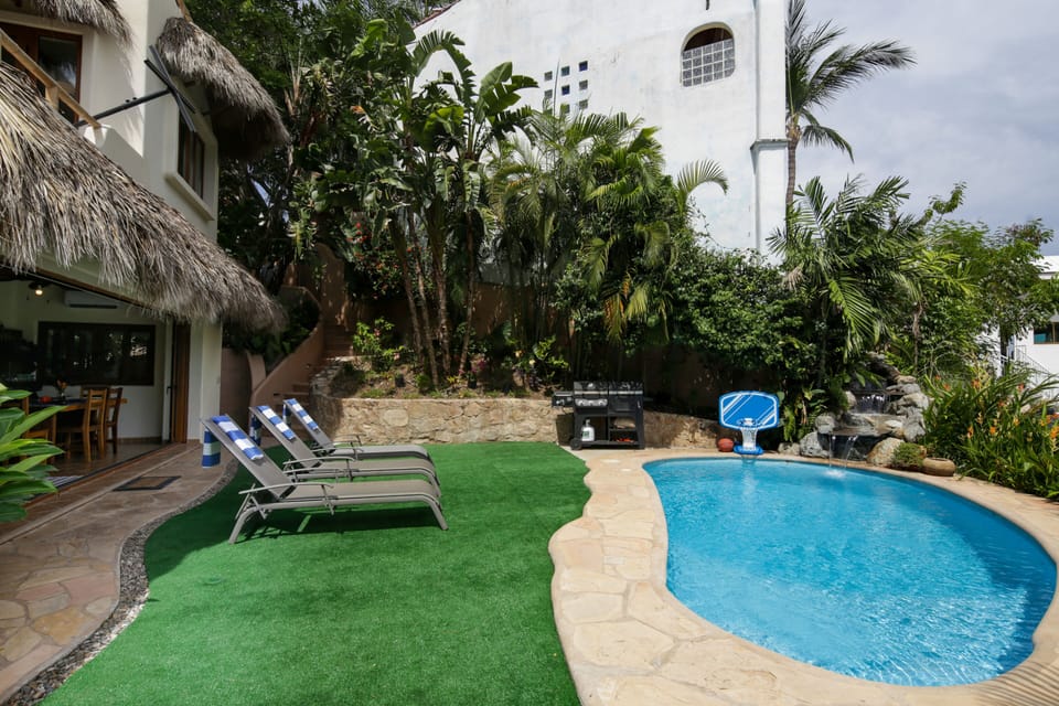Pool side 6-hole mini golf, Pool & Yard Games, Outdoor Surround Sound Speakers