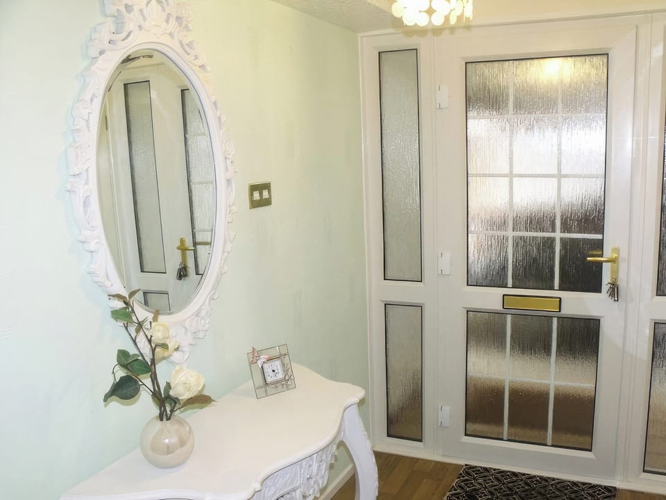 Hallway | Tracara Cottage - Tracara, Horning, near Norwich