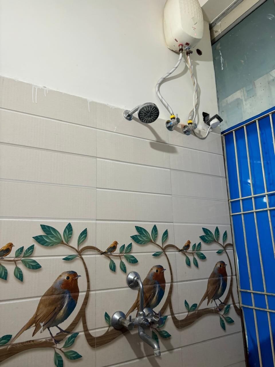 Shower, towels