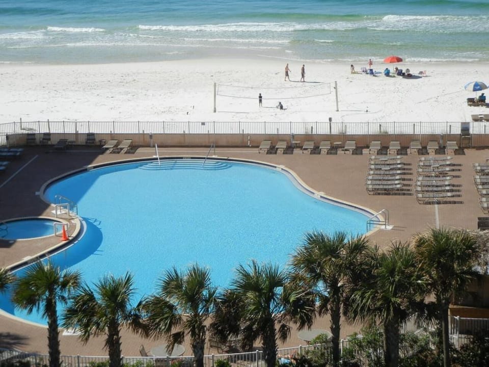West side outdoor pool