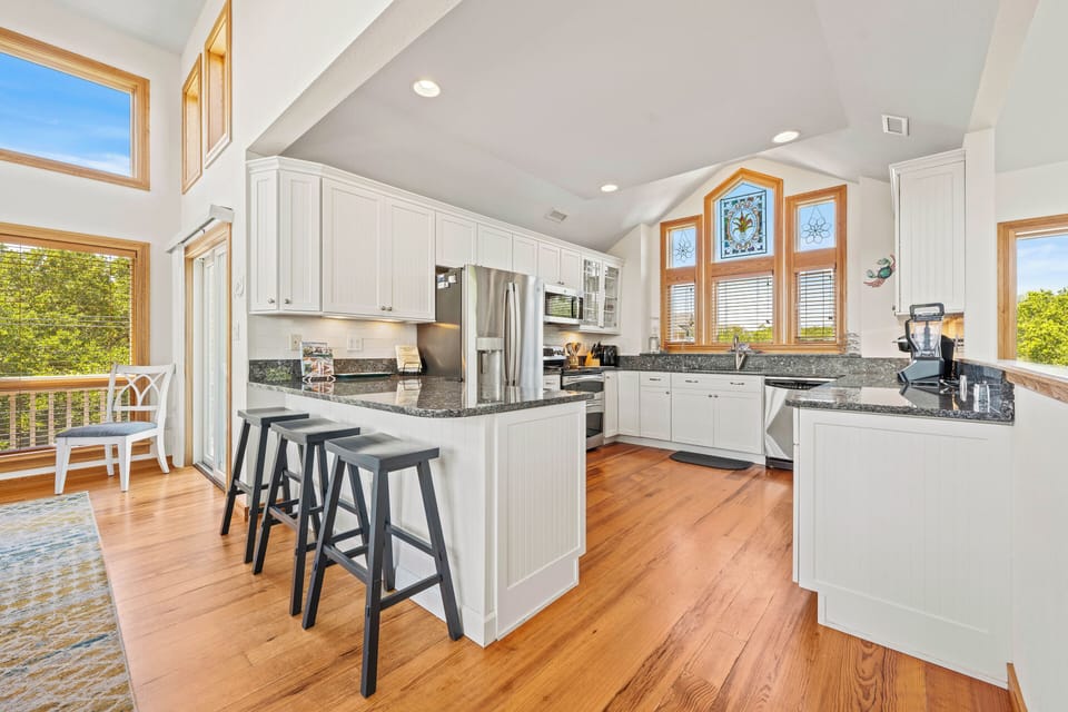 Kitchen - Top Level