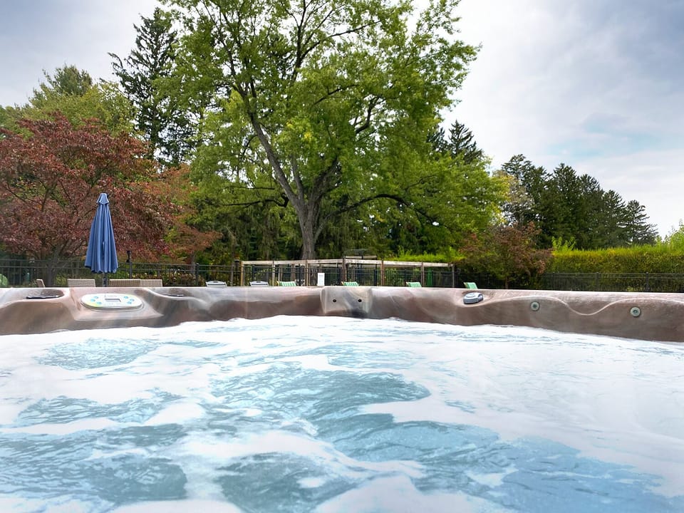 There are 8 chaise lounge chairs and many more seating options on the pool deck.