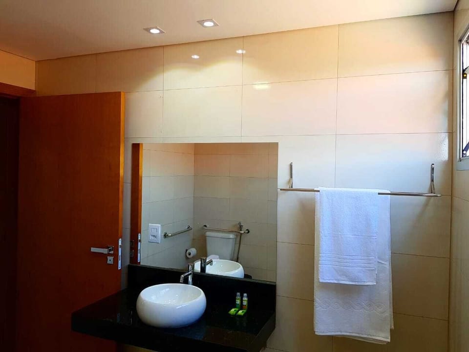 Comfort Double Room, 1 Queen Bed | Bathroom | Shower, designer toiletries, hair dryer, towels