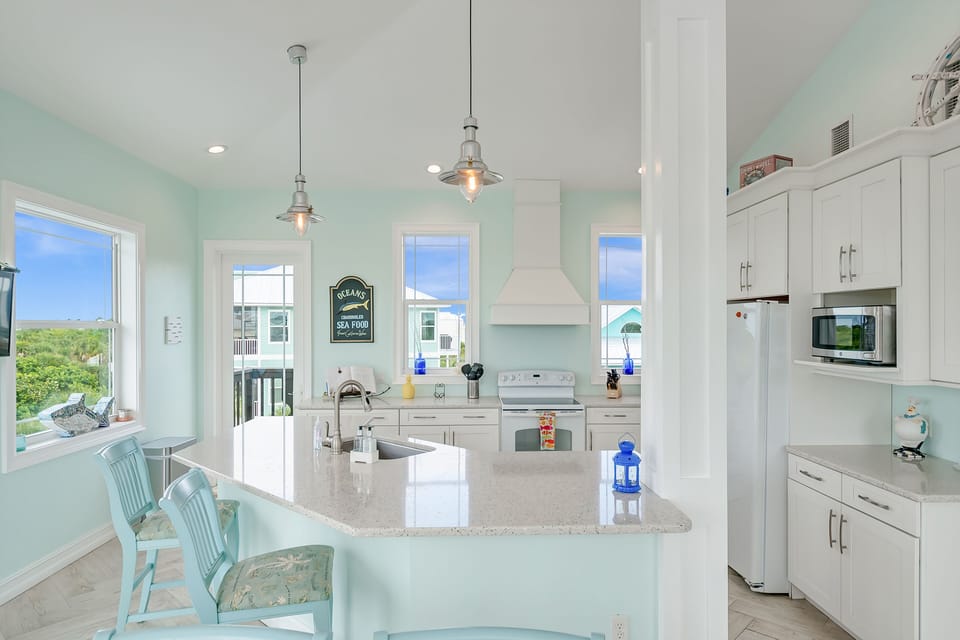 The kitchen has a Kuerig and drip coffee maker as well as high end cookware.