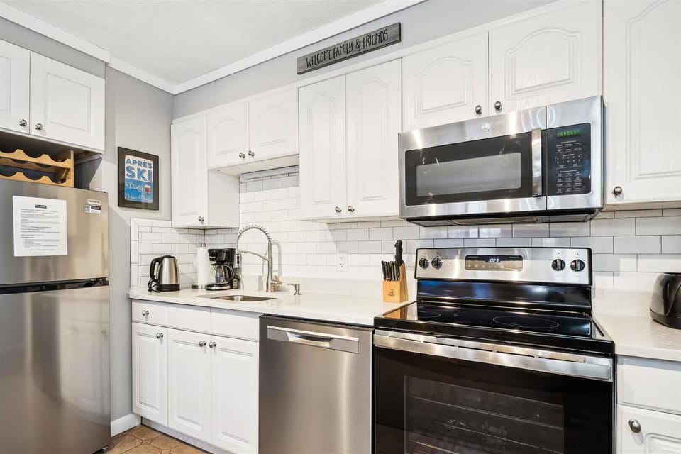Condo, Multiple Beds (Whiffletree C2) | Private kitchen