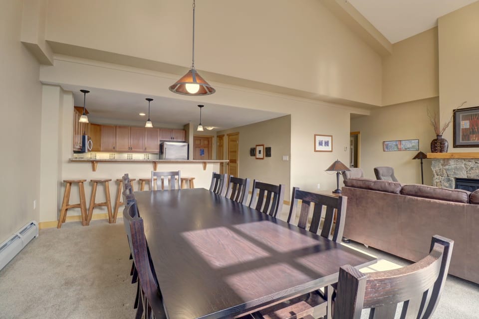 Condo, 3 Bedrooms | Dining