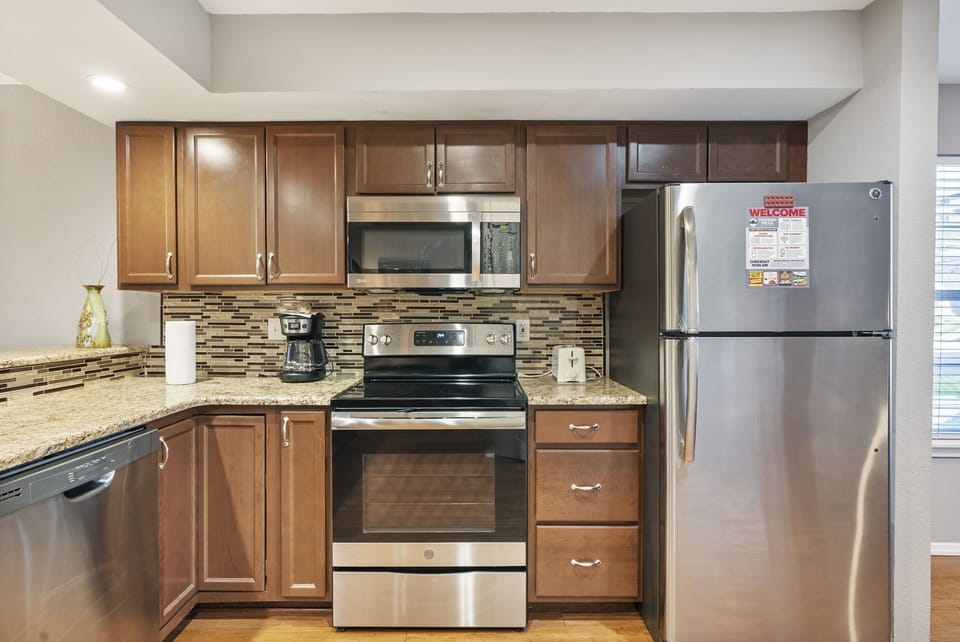 Full Kitchen with Updated Appliances