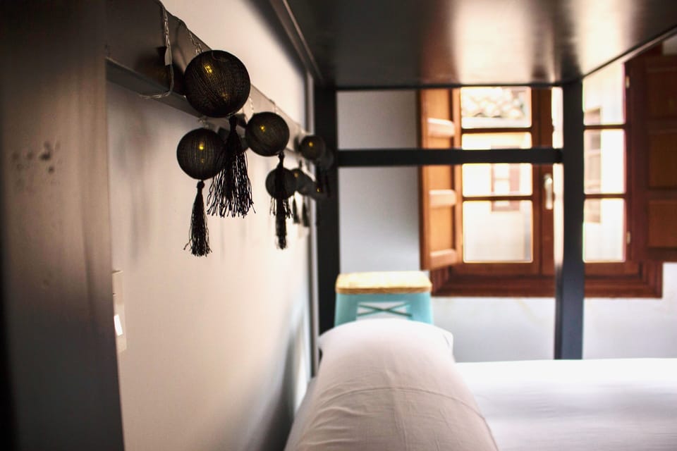 Comfort Triple Room | Free WiFi, bed sheets