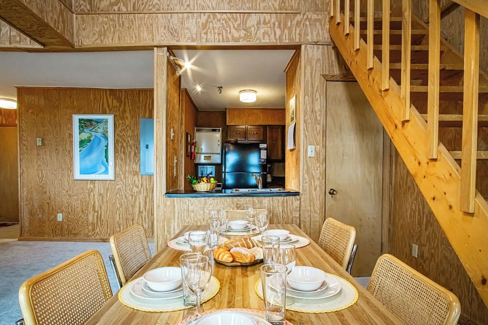 Dining table comfortably seats 6.