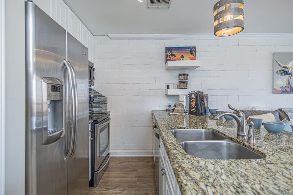 Full size appliances.