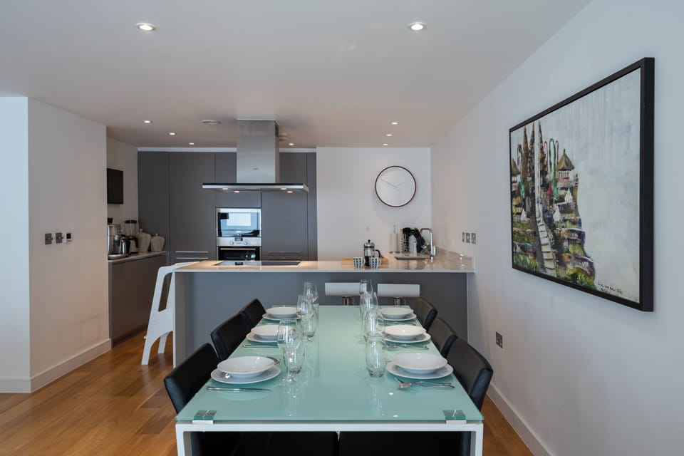 House (3 Bedrooms) | In-room dining