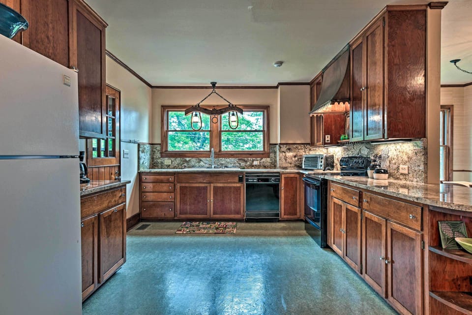 Kitchen | Blender | Coffee Maker | Toaster