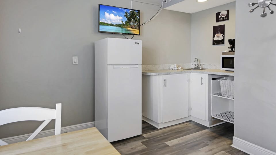 Kitchenette