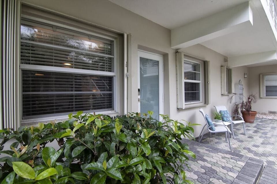 Outdoor sitting area