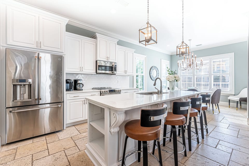 Kitchen With Bar Seating